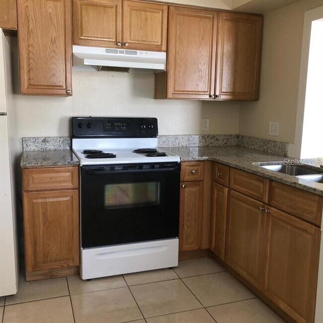 Photo - 2839-2838 8 Iron Dr