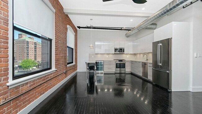 Photo - 244 Brighton Ave Unit 305