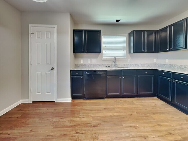 Photo - 22310 Queenbury Hills Dr