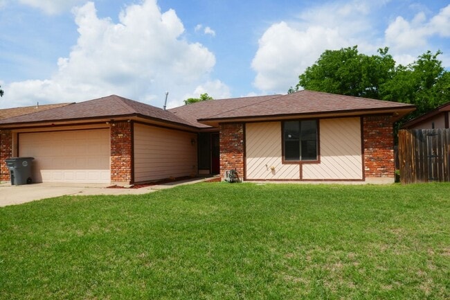 Photo - 5503 NW Wilfred Dr