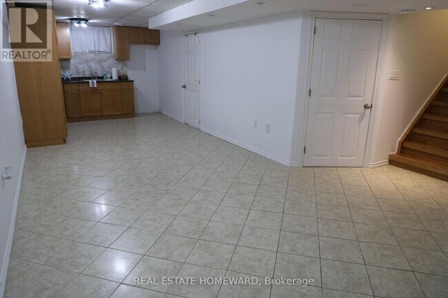 Photo - 1212 Fox Hill St