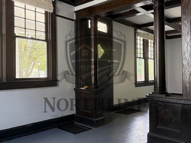 Photo - 1403 Cass St
