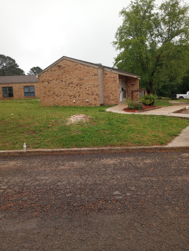 Photo - 195 Moser St Unit C4