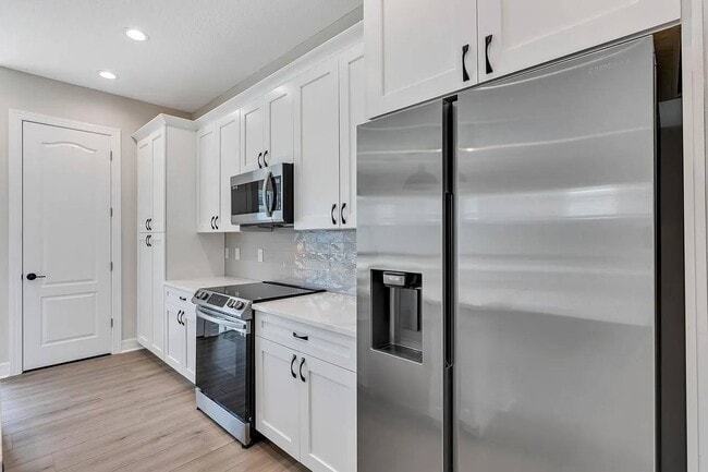 Photo - 8483 Laureate Blvd