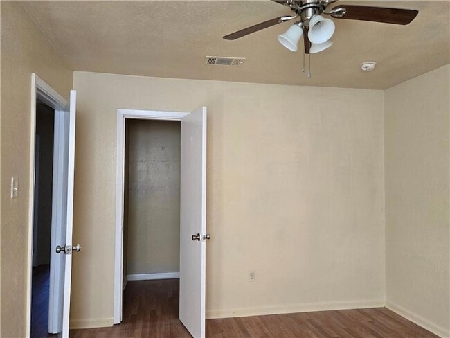 Photo - 2102 Euclid St Unit B