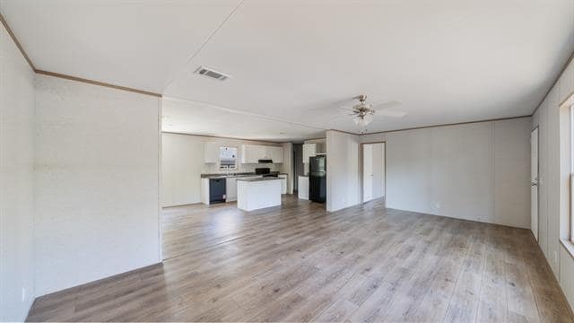 Photo - 207 Woody Rd