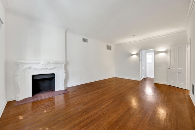 Photo - 7467 Hollywood Blvd Apartment Unit 6
