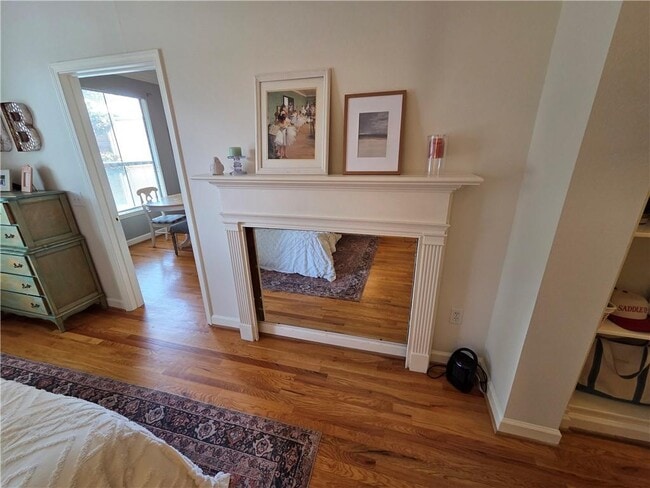 Photo - 3777 Peachtree Rd NE Unit 1035