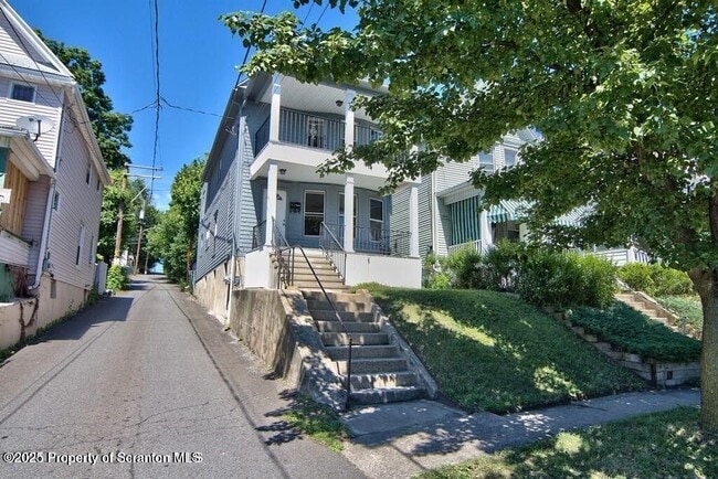 Photo - 1515 Pine St
