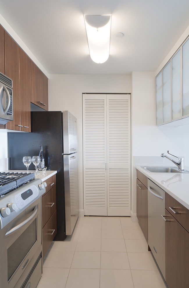 Photo - One Carnegie Hill