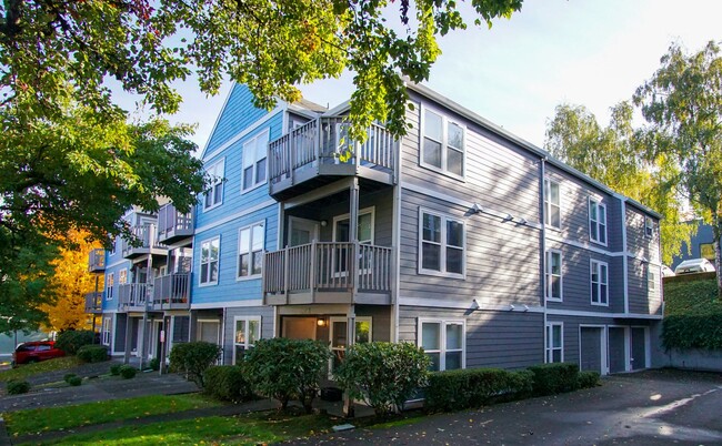 Lair Hill: Great 2 Bed 2 Bath with DW, W/D... - Lair Hill: Great 2 Bed 2 Bath with DW, W/D... Apartment Unit 235-03