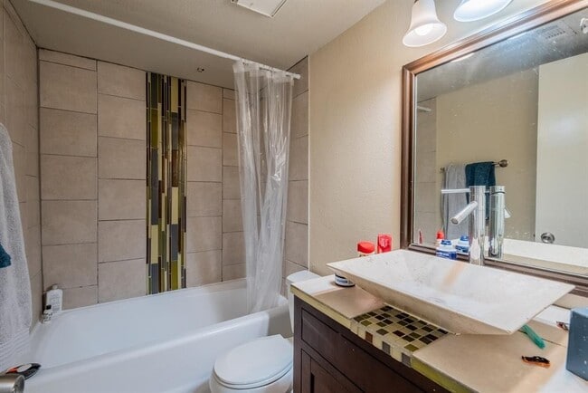 Photo - 3506 Speedway St #301-C C Unit 301-C