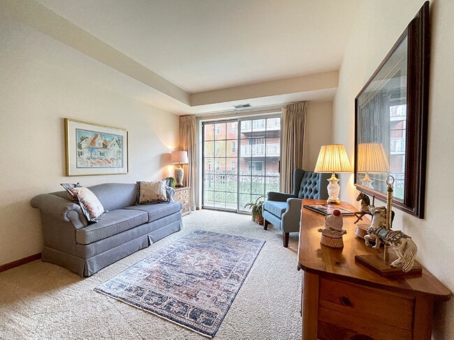 Photo - The Monticello