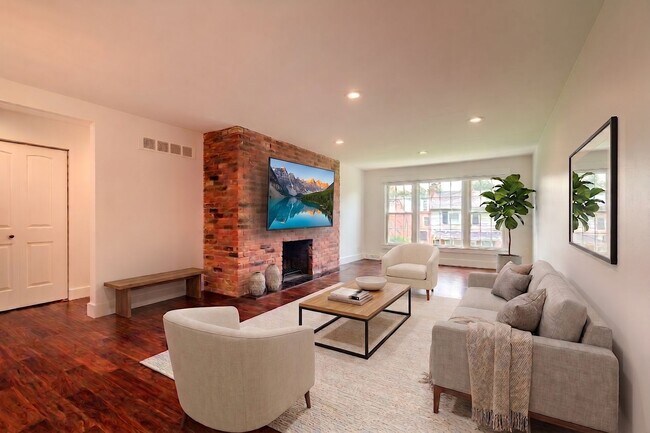 551 N Old Woodward Ave Unit 1