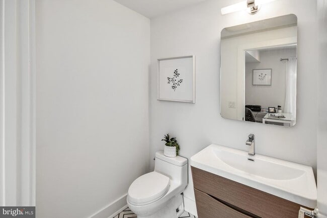 Photo - 113 Olive St