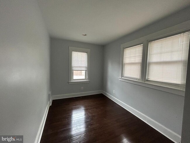 Photo - 121 Rutgers Ave