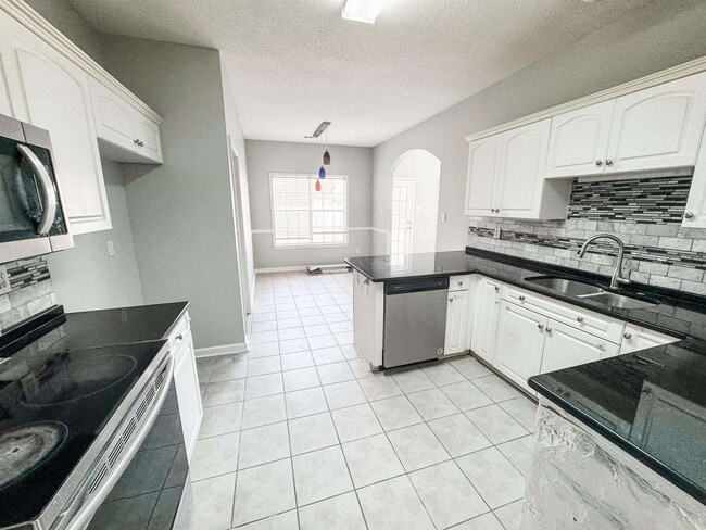 Photo - 9288 S Fairmont Cir