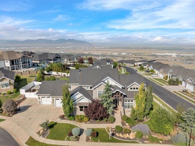Building Photo - Luxury North Salt Lake Home with Mountain Views, Office & Fully Fenced Yard