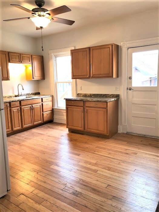 Large Kitchen - 1108 George Unit 1108 George Street