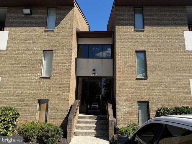 Building Photo - 531 Florida Ave Unit 104