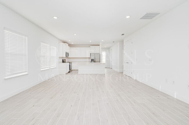 Photo - 3 Bedroom 2 Bath Home with office in Halifax Plantation