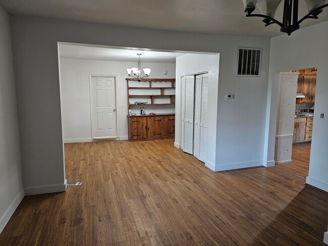 Photo - 614 W Arch St