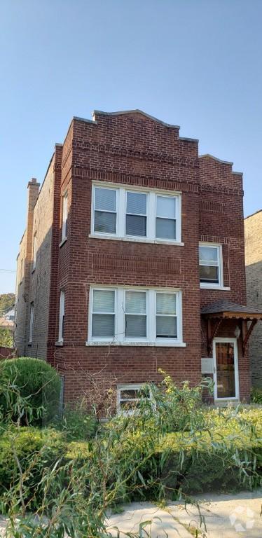 Building Photo - 3 bedroom in CHICAGO IL 60634 Unit Apt 2