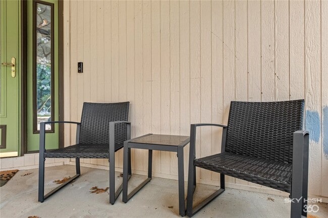 Photo - 13 Yarmouth Dr