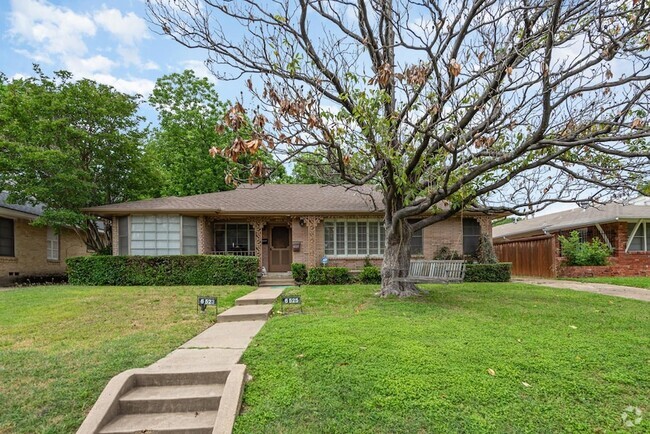 Building Photo - 6523 E Mockingbird Ln Rental