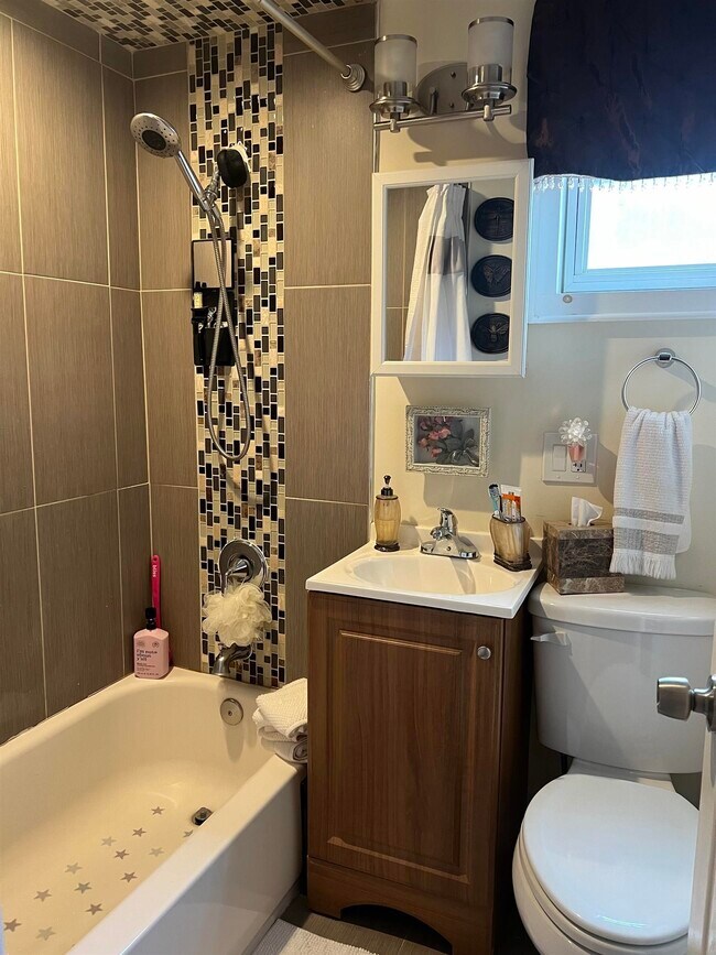 Photo - 907 Summit Ave Unit 3A