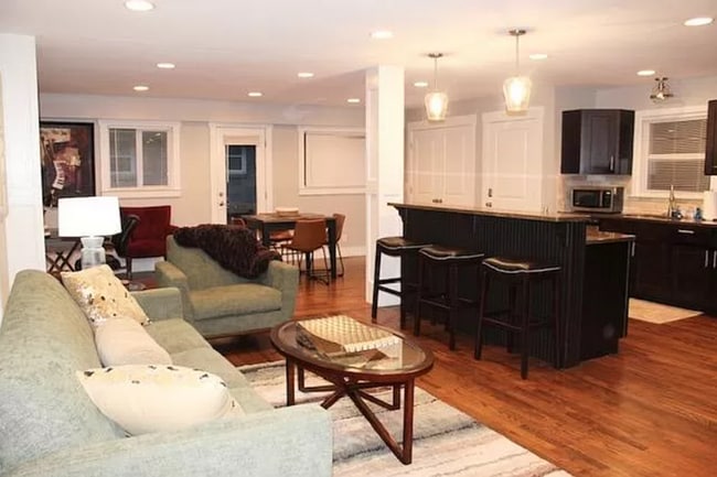 Photo - 3 bed 2 bath in Dekalb!