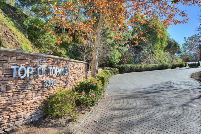 Photo - 3360 N Topanga Canyon Blvd