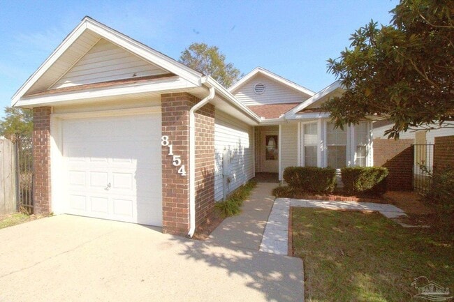 Photo - 8154 Treetop Ln