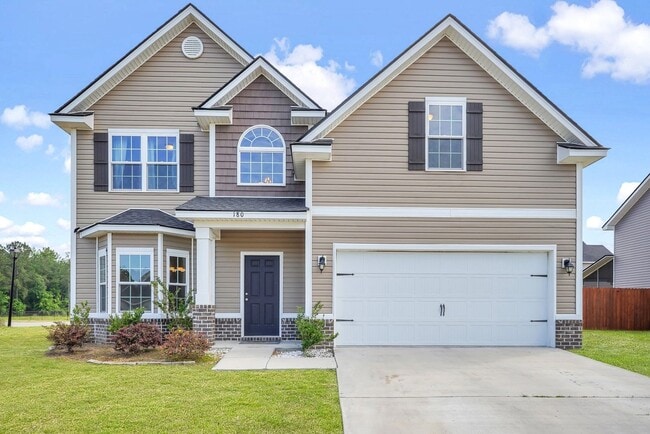 Building Photo - COMING EARLY JUNE 2026! (Pet Friendly)