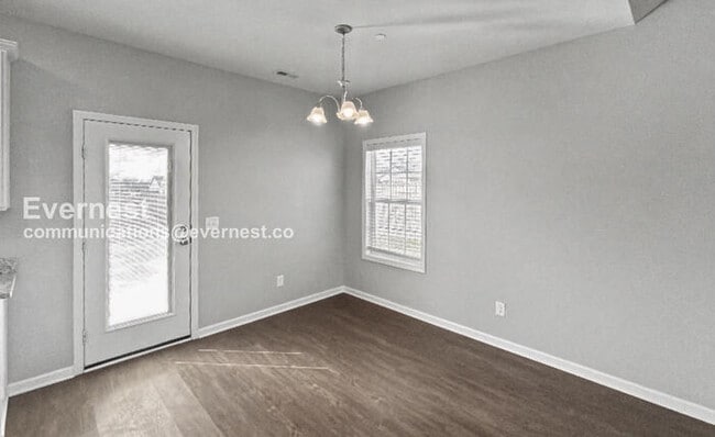 Photo - 1405 Pipeline Ave