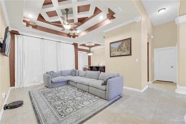 Photo - 19 N Dogwood St