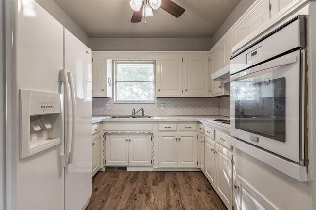 Photo - 12 Shirley Ln