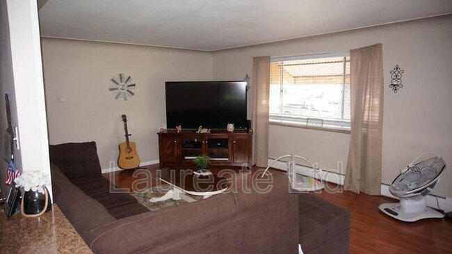 Photo - 3622 Allison St