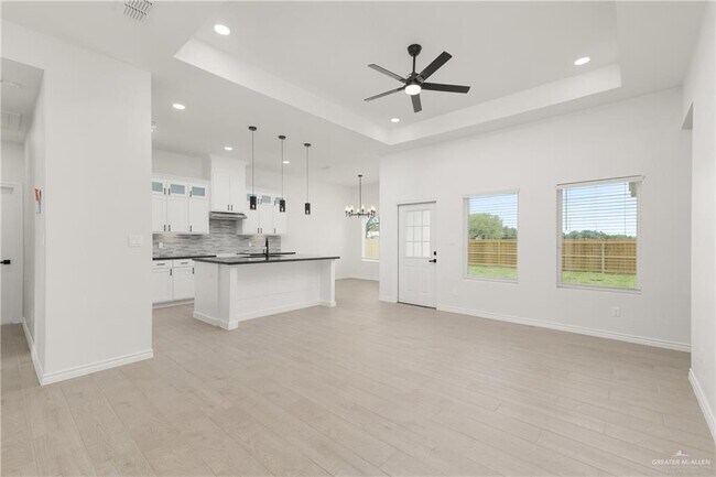 Photo - 113 Hope Dr