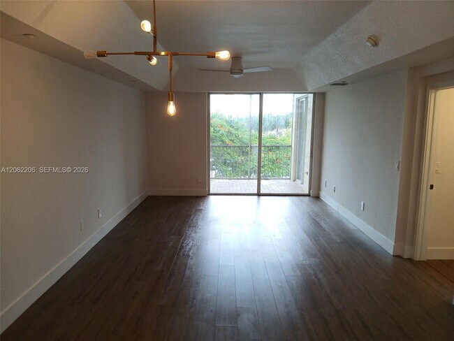 Photo - 10770 NW 66th St Unit 412