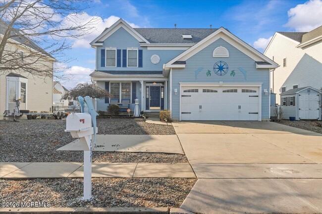 Photo - 297 Bayview Ave