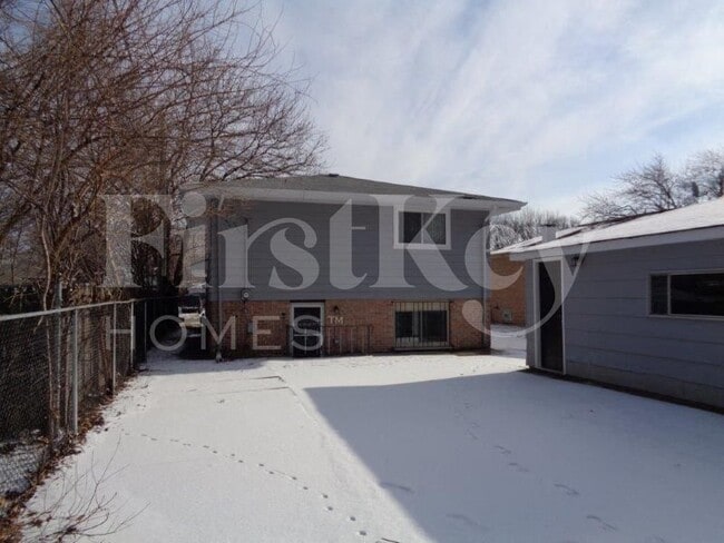 14812 Ellis Ave
