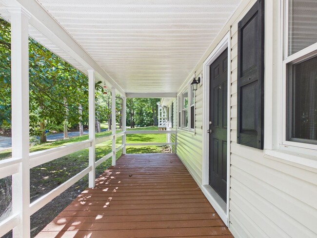 Photo - 3041 Clintwood Rd