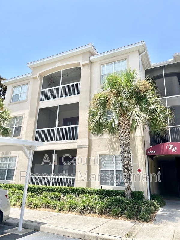 Building Photo - 3000 Laurel Park Ln Unit 101