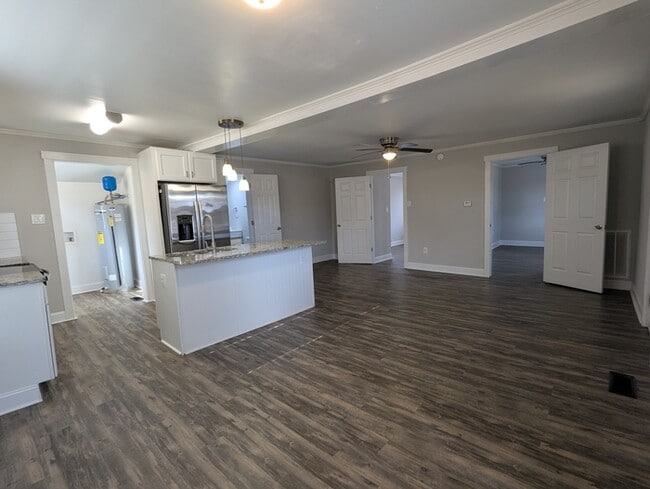 Photo - 427 Mildred Ave