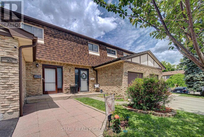 Photo - 300 Rexford Dr
