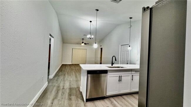 Photo - 7002 Schumacher Rd