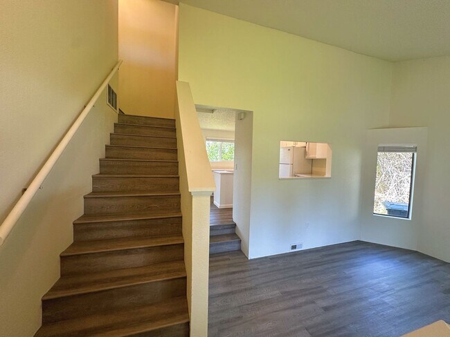 Photo - SEA Dougherty - 6302/6304 Unit 6304