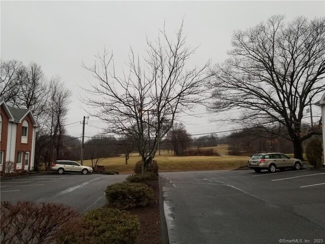 Photo - 585 Park Rd Unit 10-4