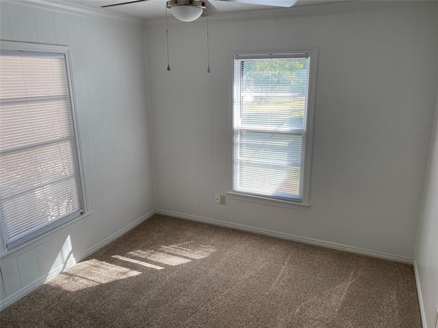 Photo - 2371 Moore St